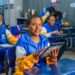 Em Boa Vista, escola usa aplicativo para transformar histórias da EJA