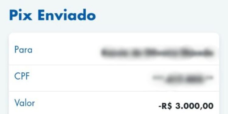 Psicólogo do Cras é preso por fazer pix de R$ 3 mil da conta de aposentada que buscava ajuda em Caroebe